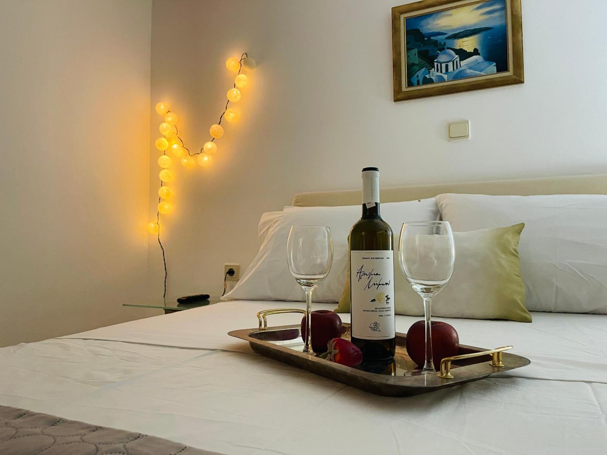 Erotospilia Porto Rafti Near The Athens Airport Apartment Exterior photo